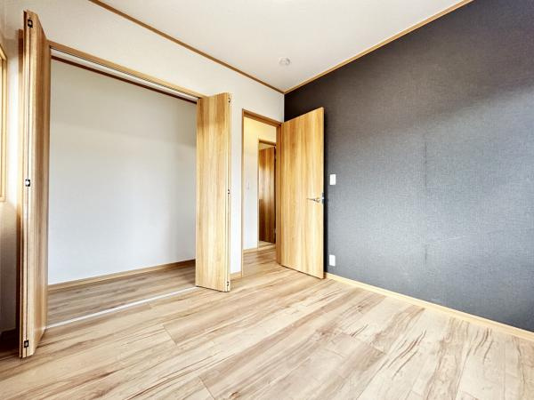 宇都宮市御幸本町　４ＬＤＫ　中古住宅の洋室