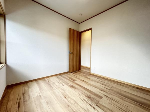 宇都宮市御幸本町　４ＬＤＫ　中古住宅の洋室