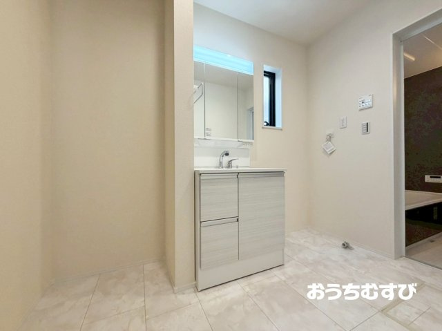 小牧市池之内鳶ヶ巣(全2棟)の独立洗面台