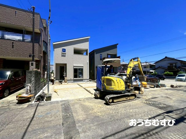 小牧市池之内鳶ヶ巣(全2棟)の前面道路含む現地写真