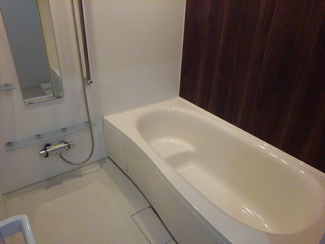日々の疲れを癒すお風呂付です