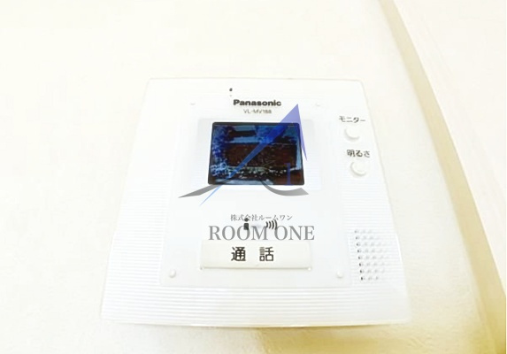 ロンサールＢ棟のセキュリティ|モニター付きインターホンです。