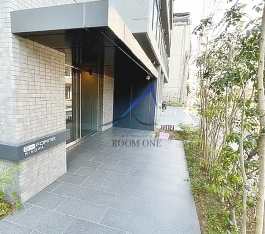 ＳＹＦＯＲＭＥ　ＭＩＮＯＷＡのエントランス|エントランスです。