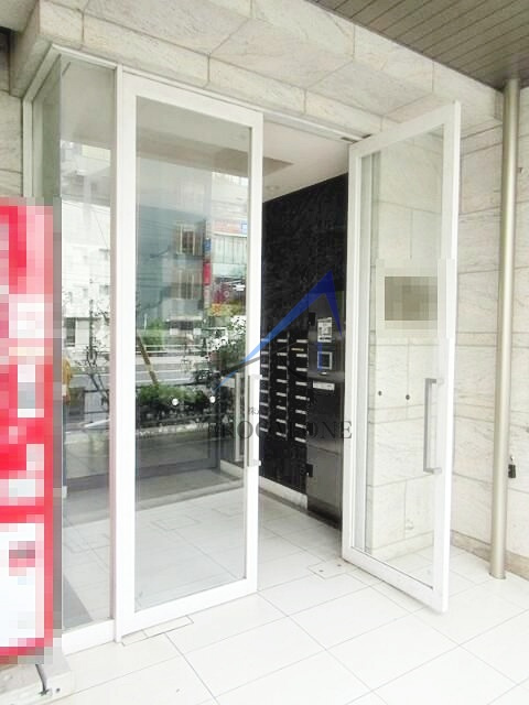 ＨＹ’ｓ　Ｓｔａｇｅ　Ｂｒｉｌｌａｎｔのエントランス|エントランスです。