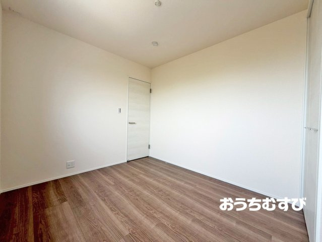 小牧市多気西町(全4棟)の洋室