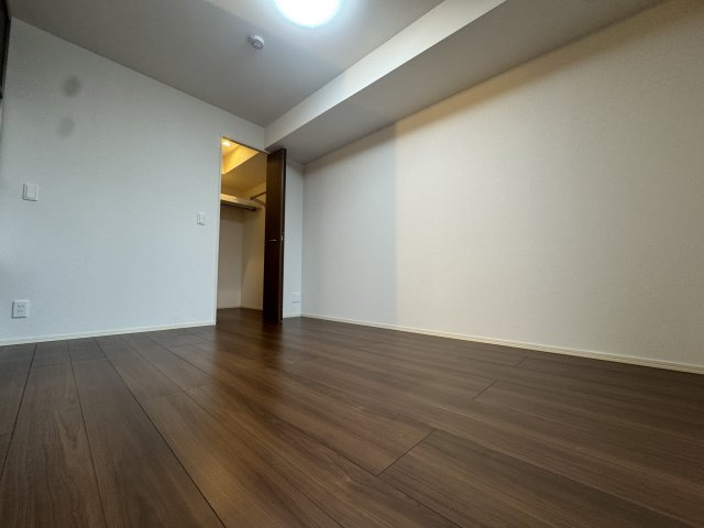【寝室】パームツリーＢ