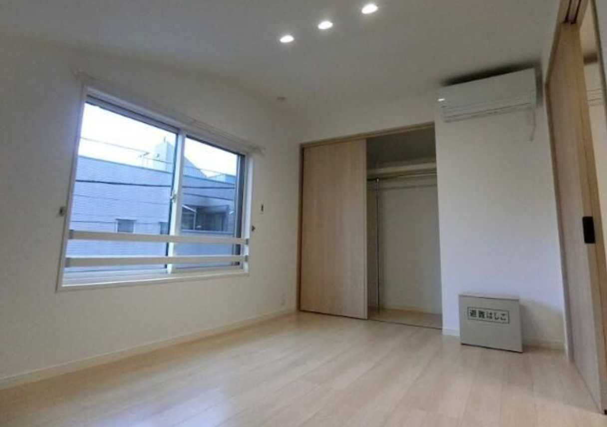 ファミーユ　築浅　角部屋　ファミリー向けの内装