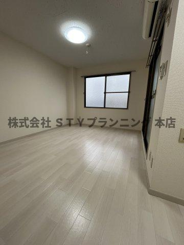 仲介手数料０円！タウンハイツ天池の居間・リビング