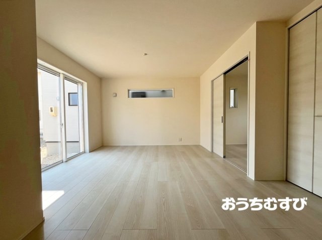 小牧市久保一色南(全5棟)の居間・リビング