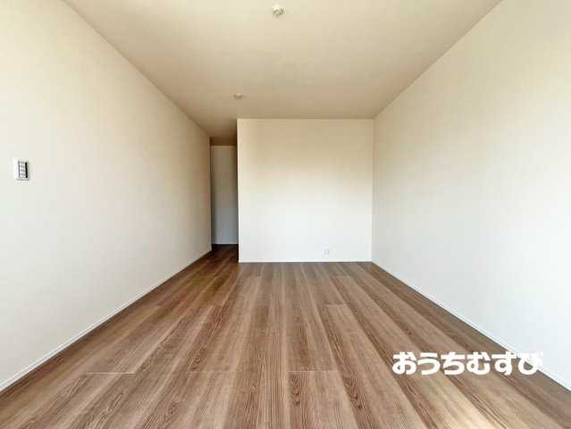 小牧市久保一色南(全5棟)の洋室