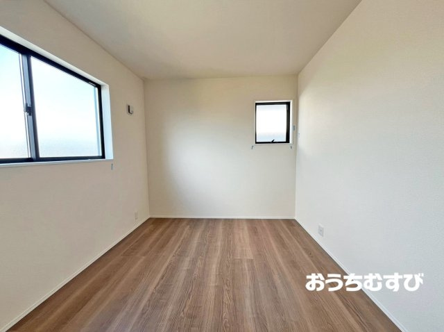 小牧市久保一色南(全5棟)の洋室