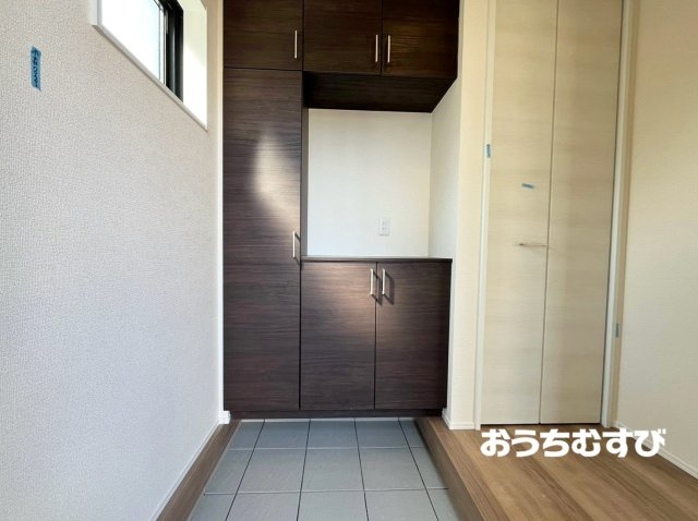 小牧市久保一色南(全5棟)の収納