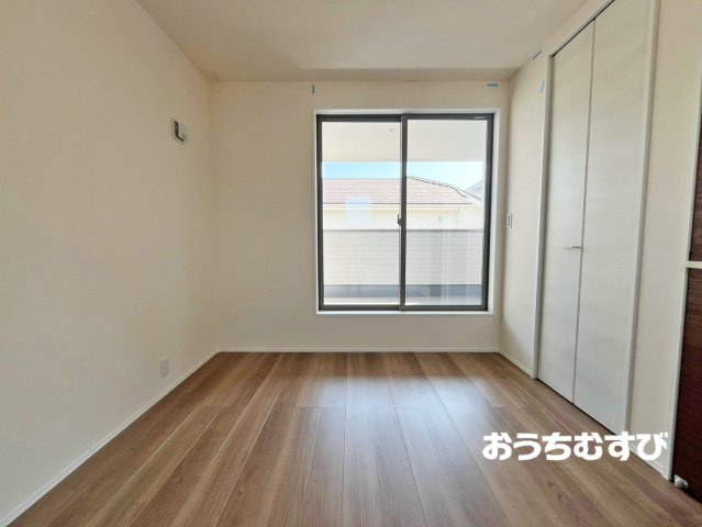 小牧市久保一色南(全5棟)の洋室