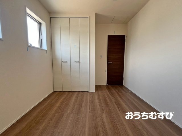 小牧市久保一色南(全5棟)の洋室