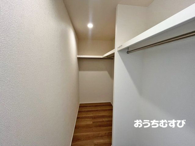 小牧市久保一色南(全5棟)の収納