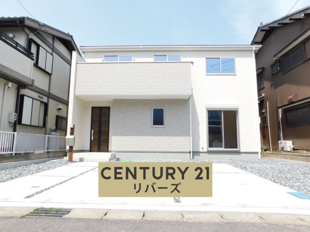 愛西市北一色町北田面の新築一戸建の外観|☆限定１棟☆ 　新価格！！いつでもご案内出来ます♪（お問合せ当日、平日、水曜、夜間でもＯＫ）　敷地５５．５０坪超　南向き♪　駐車らくらく並列４台ＯＫ　長期優良住宅！　教育施設充実♪　スーパー徒歩７分♪