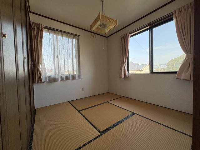 【和室】 | 片縄西２丁目 | 二階和室です。