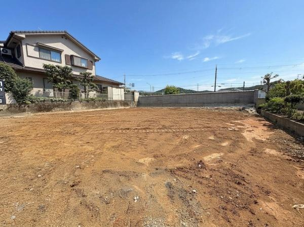 【前面道路含む現地写真】 | 川西市鶯台1丁目　A号地