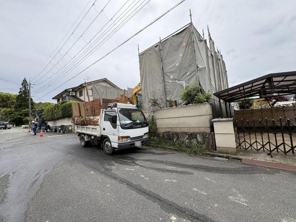 【前面道路含む現地写真】 | 川西市鶯台1丁目　B号地