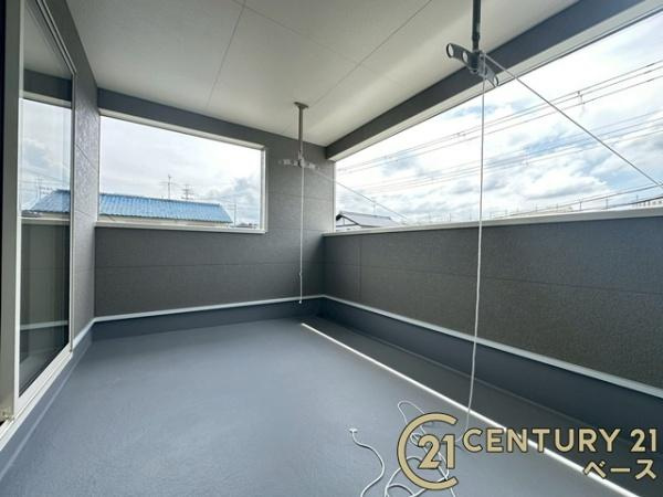 クレイドルガーデン今泉 ／新築一戸建のバルコニー|■現地撮影写真■ゆったりとしたインナーバルコニー・急な雨でも安心です！