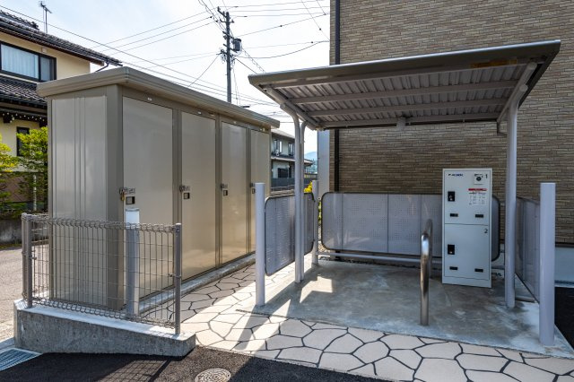 ファビオネスト駒沢のその他共用部分|写真は同じ建築会社の物です。色、仕様は異なる場合があります。