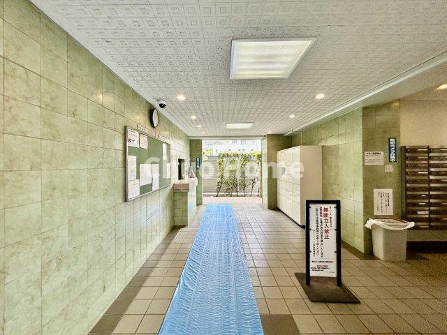 グリーンパーク東砂のエントランス|エントランス