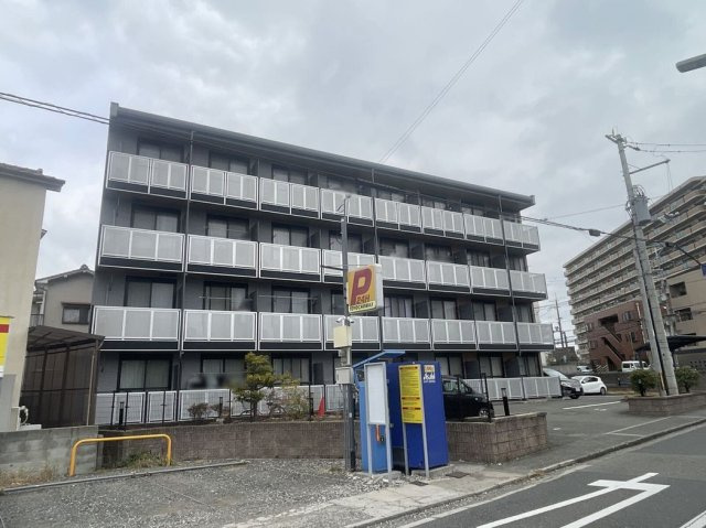 レオパレスレグルス八幡の外観