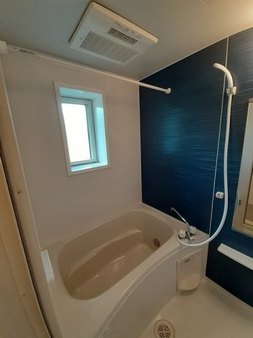 エテルノ　デーア　Ｂの浴室|日々の疲れを癒すお風呂付です