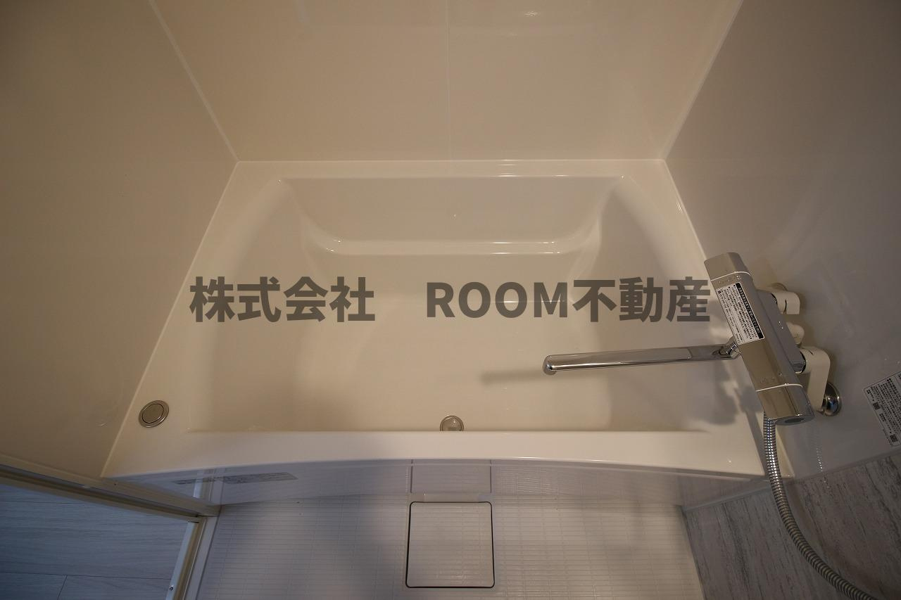 CASTELLO　Dの浴室|コンパクトで使いやすいお風呂です