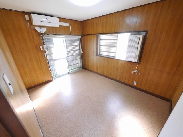 伊川谷町潤和戸建の寝室