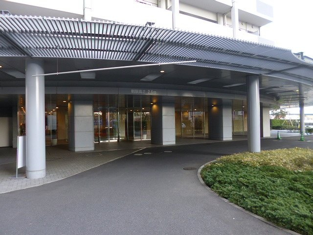 アップルタワー東京キャナルコートのエントランス