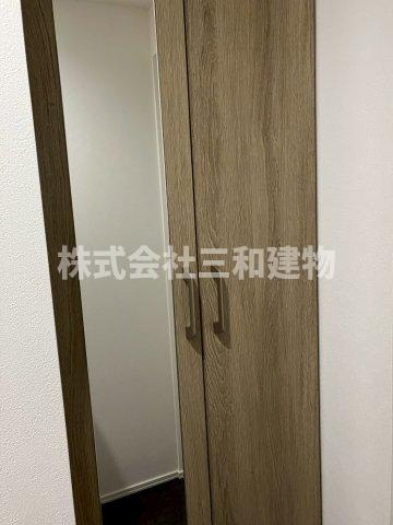 crostone成増の玄関