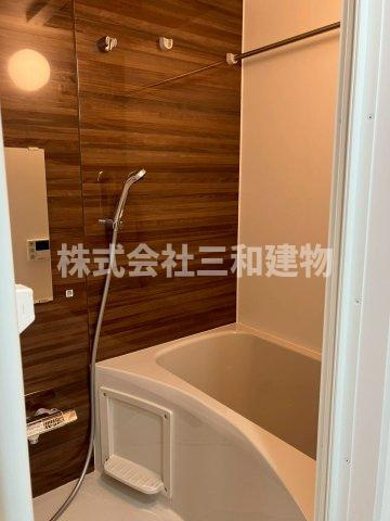 crostone成増の浴室