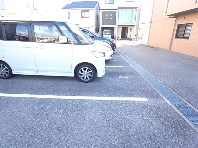 尼崎市武庫之荘本町２丁目の賃貸マンションのエントランス