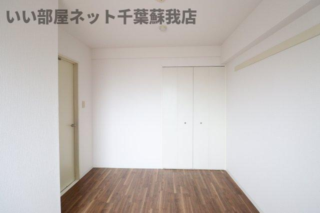 オーシャンビュー弐番館の洋室|洋室です