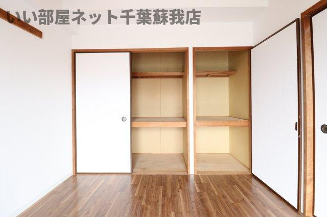 オーシャンビュー弐番館の収納|小物を収納するのに便利です