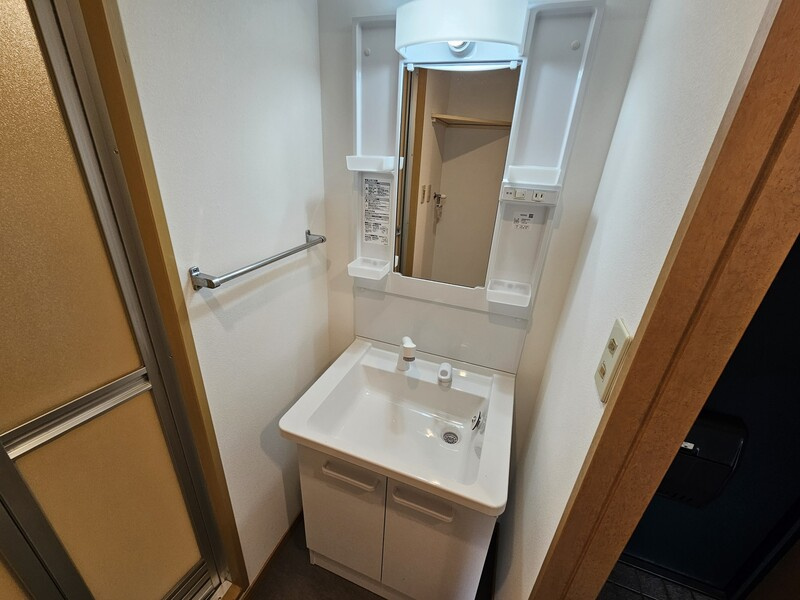 久留米市御井町の賃貸マンションの洗面所|忙しい朝には欠かせない洗面所です