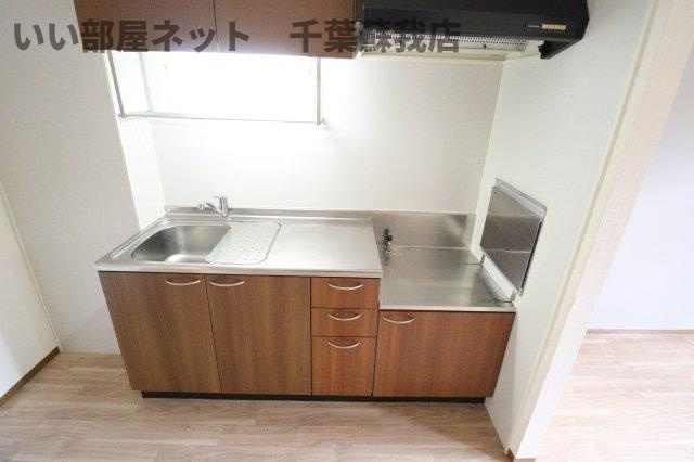 フォンティーヌ国分寺台のキッチン|コンパクトなキッチンで掃除もラクラク