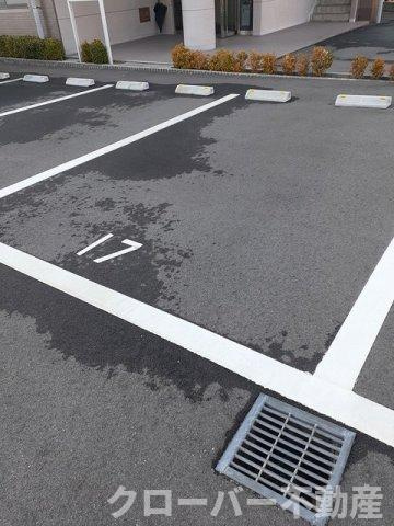 マルベル宇多津の駐車場