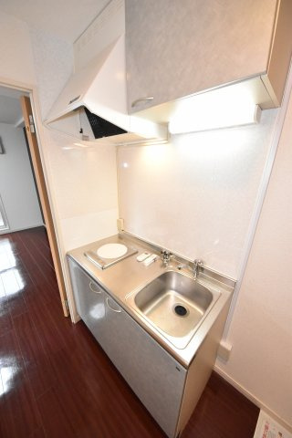 ドゥエリング桜川のキッチン