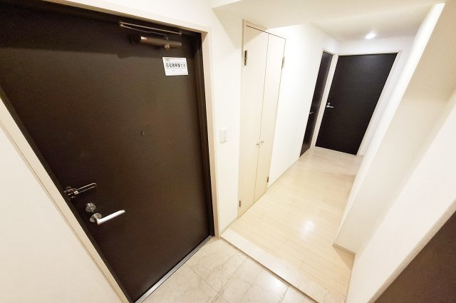 アクアパークCITY岸和田南4番館の玄関|玄関