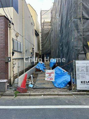 足立区千住元町新築分譲住宅の駐車場|カースペース