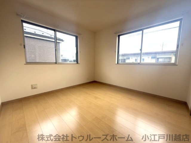【洋室】 | 入間市久保稲荷5丁目　中古戸建 | 【リフォーム前になります。】