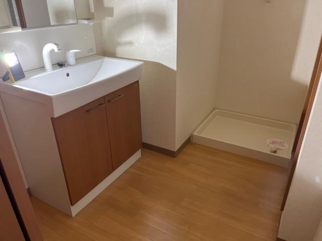 コンフォース六条院の洗面所|洗面