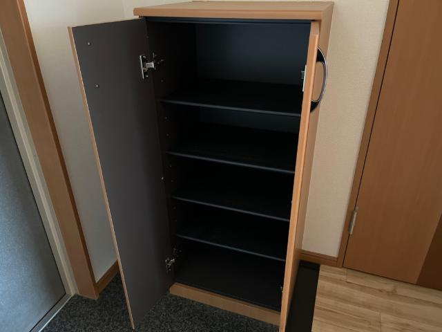 コンチェルト笠岡Ｄの収納|下駄箱