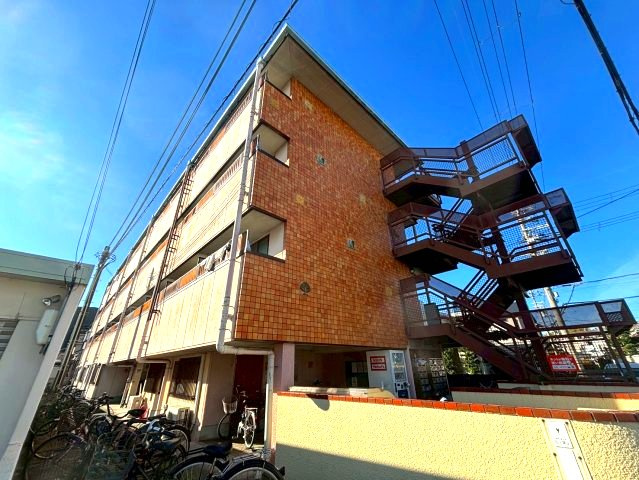 エスティライフ喜志駅前