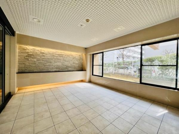 ＫＤＸレジデンス門前仲町のエントランス|落ち着いたエントランスです