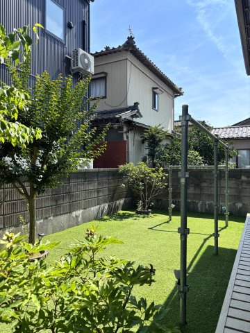 新潟市北区木崎の庭