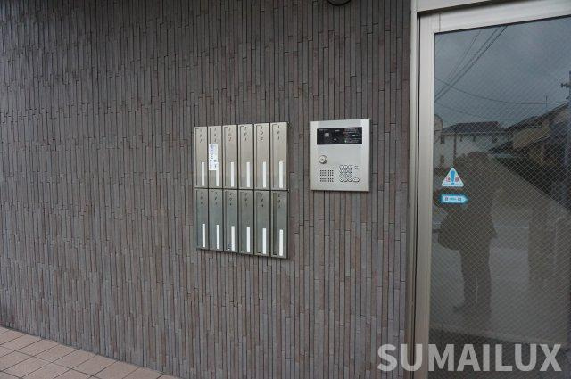 合志市幾久富の賃貸マンションのエントランス