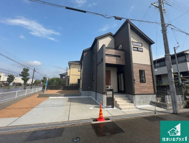 加古川市新神野　新築一戸建ての外観|お客様に長く安心して住んでいだだける事にこだわった家づくり！住んでからのアフターサービスにもしっかりと取り組んでいます！